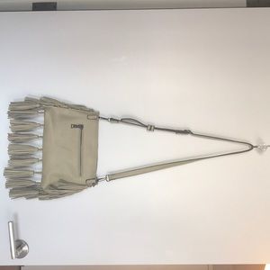 FRINGE CROSSBODY HANDBAG